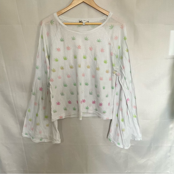 Wildfox Tops - Wildfox x Broad City 420 Leaf Bell Sleeve Tee